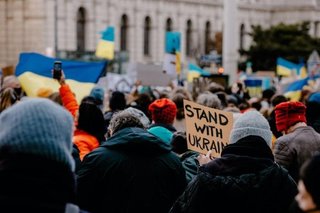 https://i.postimg.cc/vB4Nn6nH/scale-1200.jpg