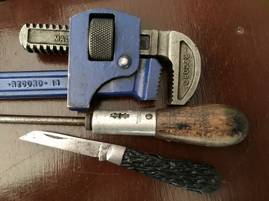 B6A9E046-9B5A-44D7-97FF-782030C7FAA9