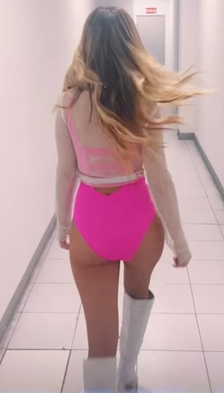 1225771740.jpg