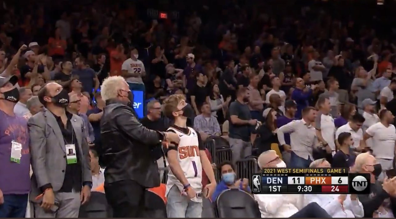 92FA1840-FB4E-4C80-BF49-7FAA2B7D0D60