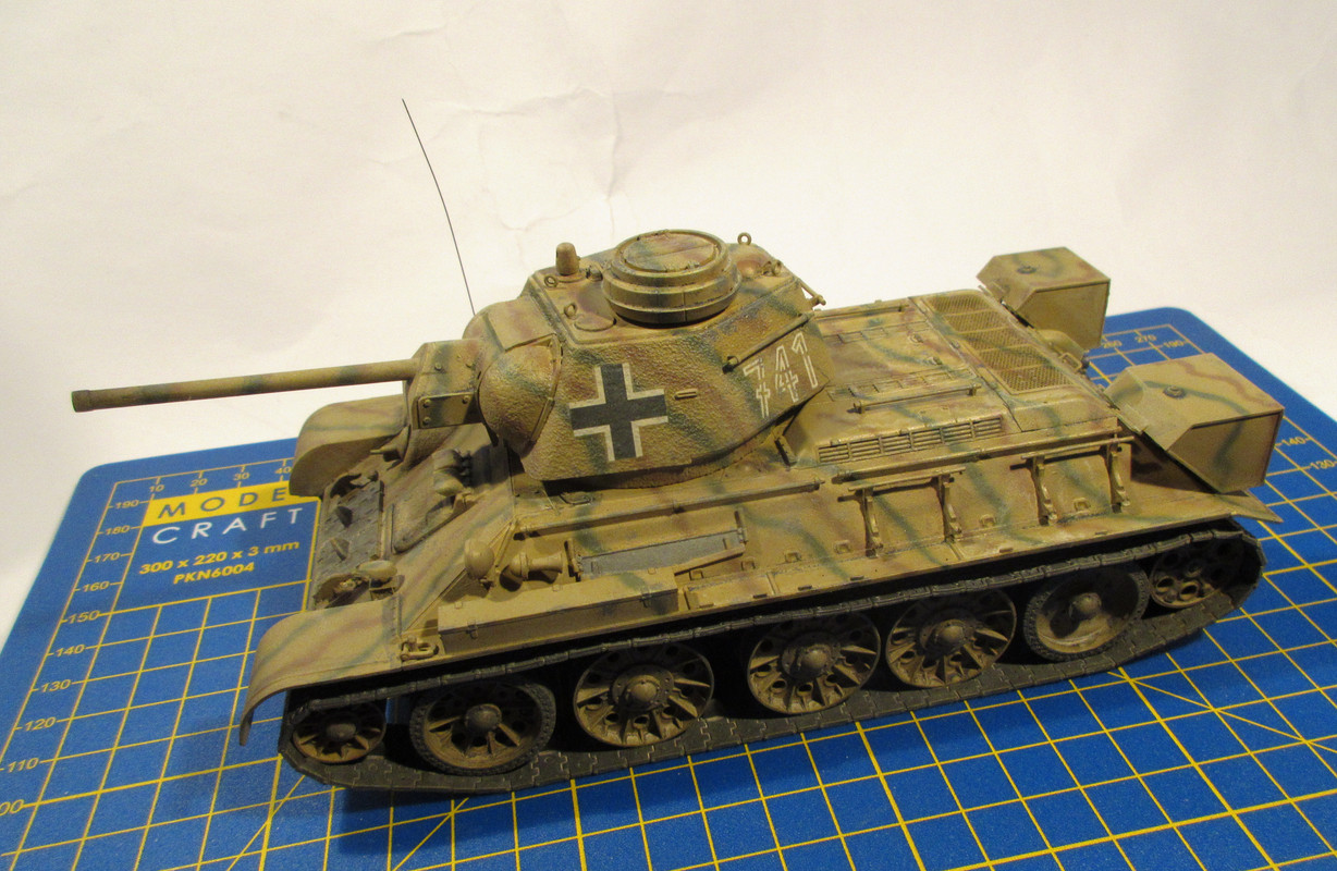 Pz.Kpfw T-34 747 (r)-5 073