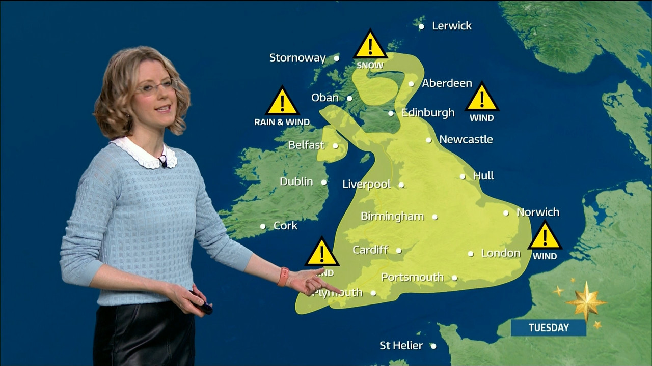 ITV News London_20211207_18001830.ts_snapshot_26.01.470