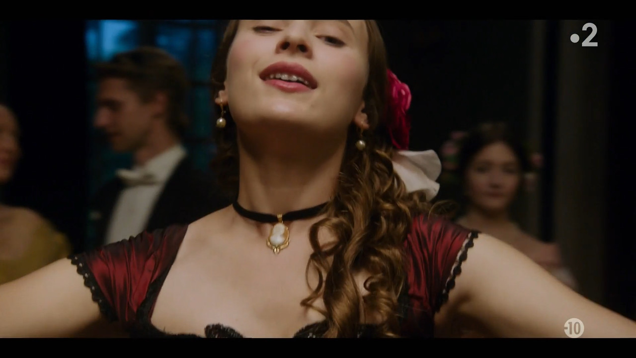 2021-12-13_21_05_Fr2_Emma-Bovary.mp4_snapshot_20.12.240