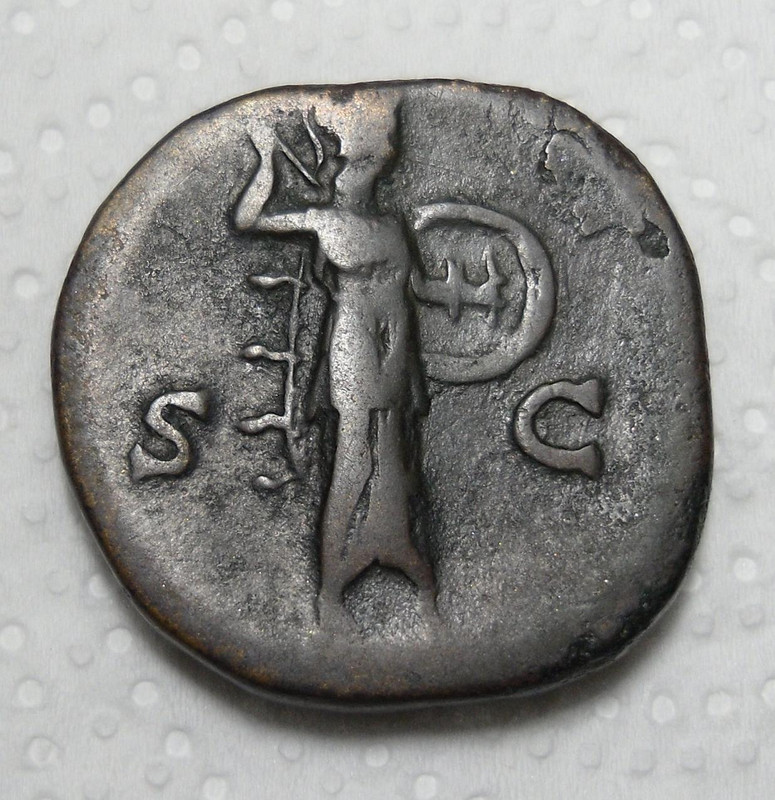 S.C Minerva com escudo e lança