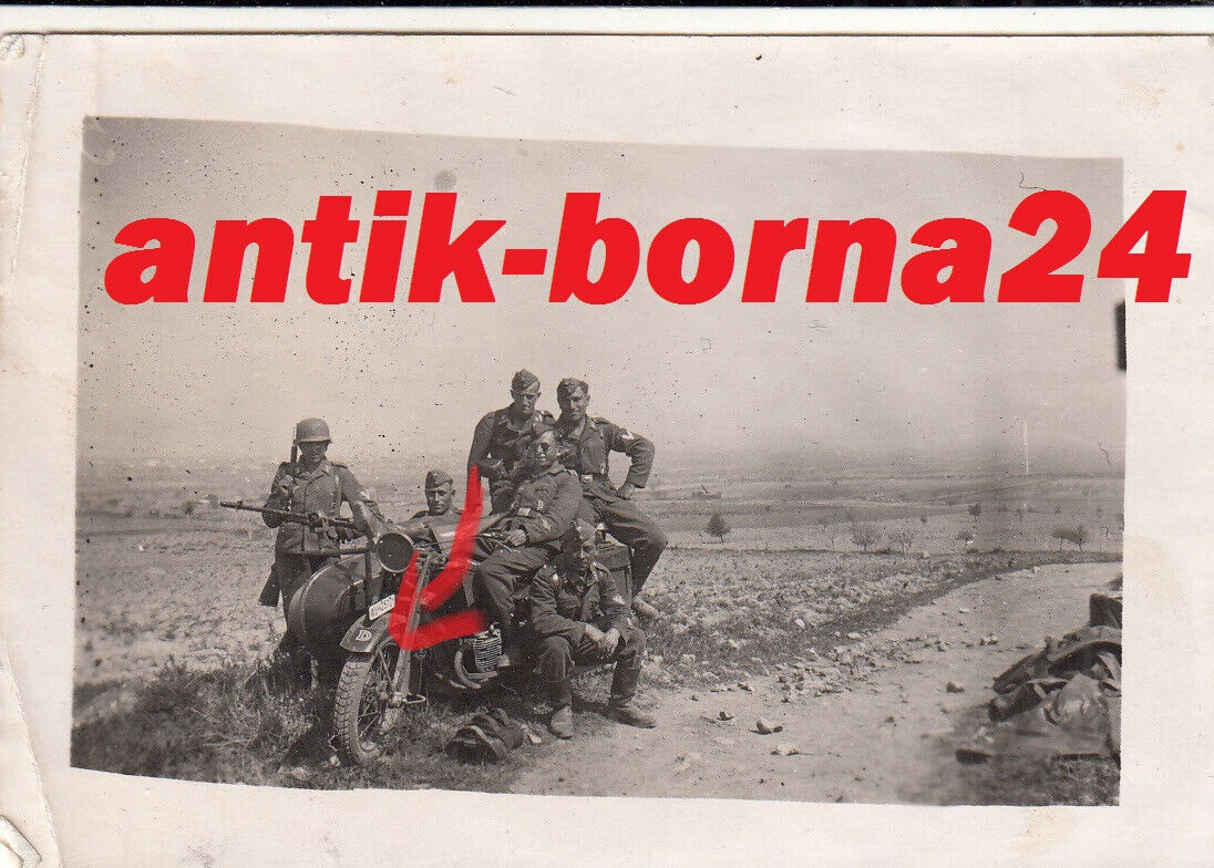 Foto LW Soldat Motorrad Griechenland Bandenkampf Partisanen Einsatz Greece1943 (2)