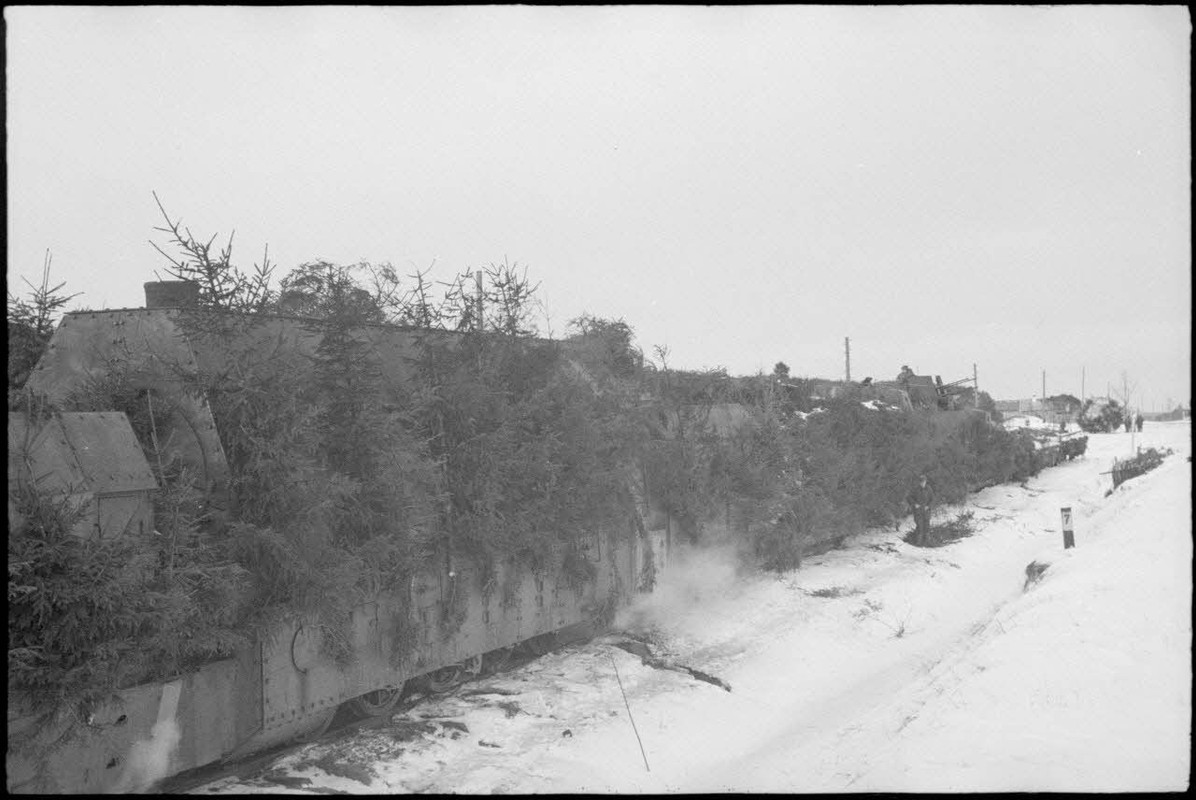 Un train blindé allemand.