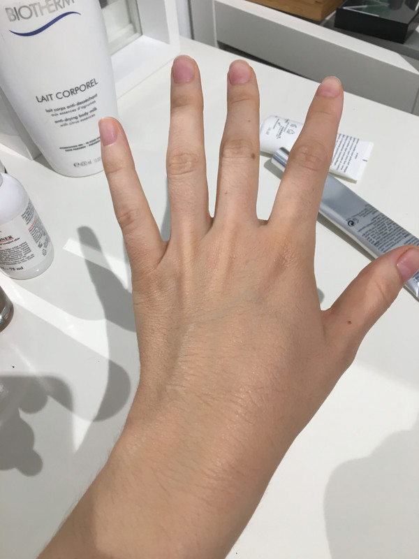 2AEC9226-77EA-4BBC-AA33-A545608130F8