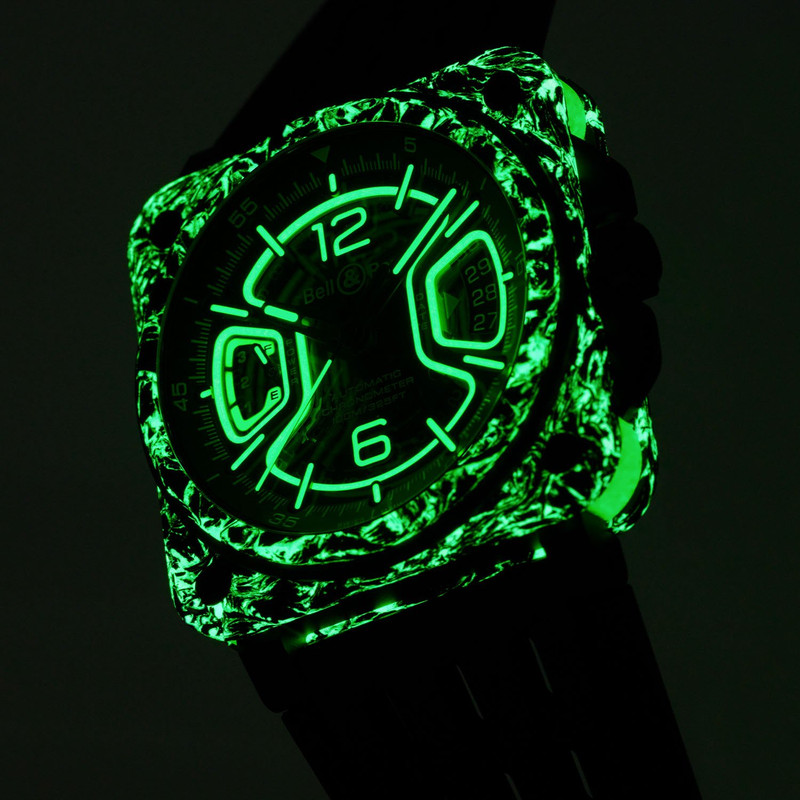 Bell and Ross BR X3 Night Vision carbon fiber luminous case 3