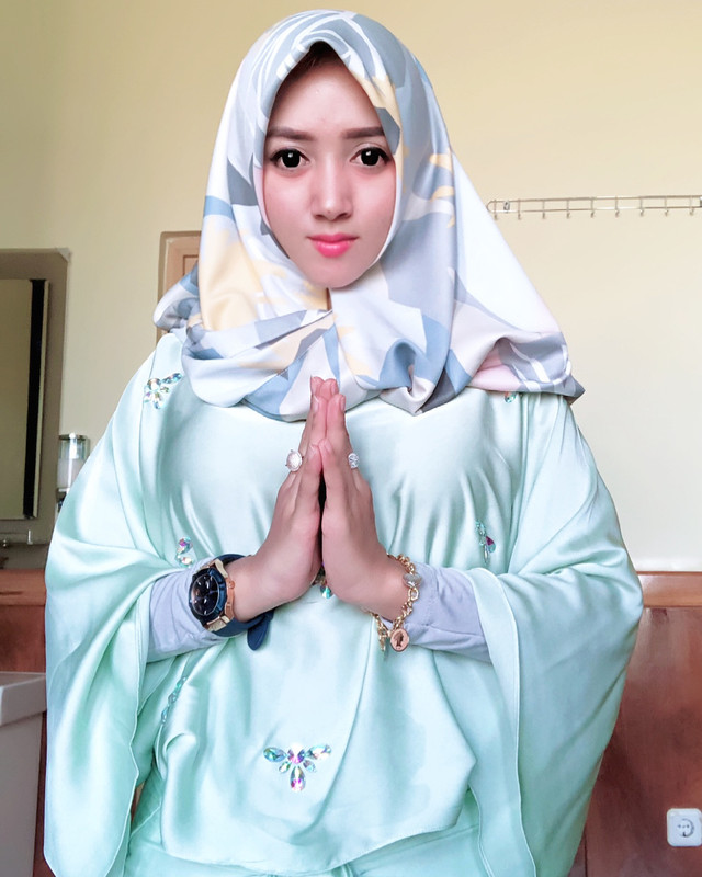 Angely Emitasari