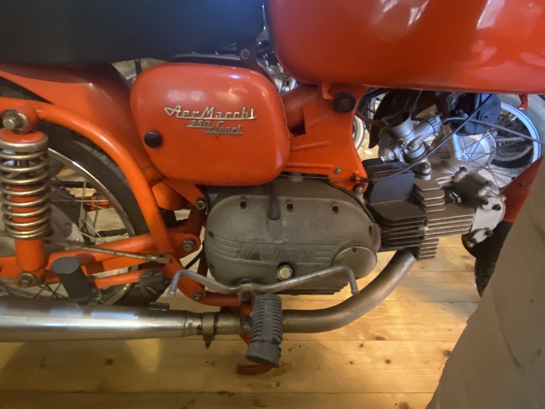 93E4366F-3DB7-409A-94A2-C617B4C616CD