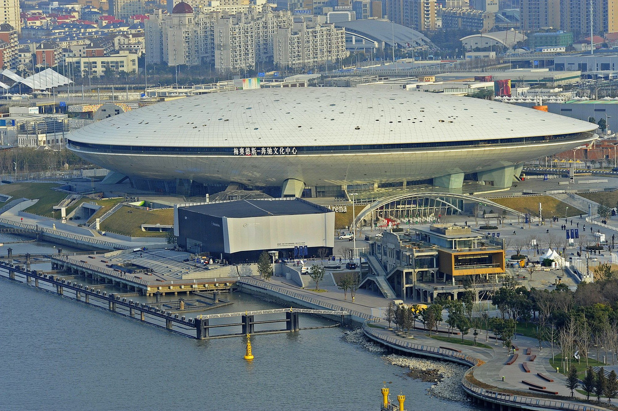 e3269bba7656e036b8c956df87ebf747 Mercedes-Benz Arena в Шанхае: космический корабль на берегу Хуанпу"