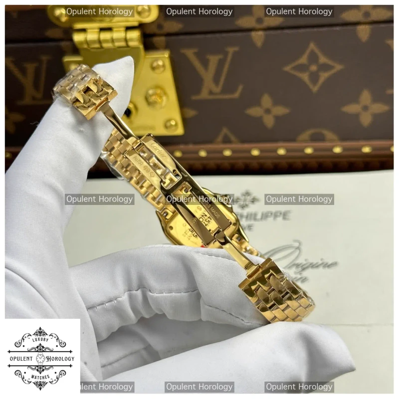 Buy Cartier Panthère White Moon Dial Replica - A Swiss Quartz Women’s Luxury Timepiece