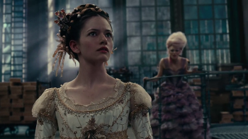 the nutcracker 720p dual audio 300mb
