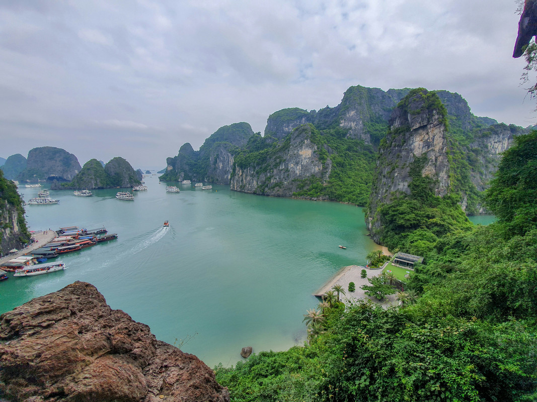  Floating Village