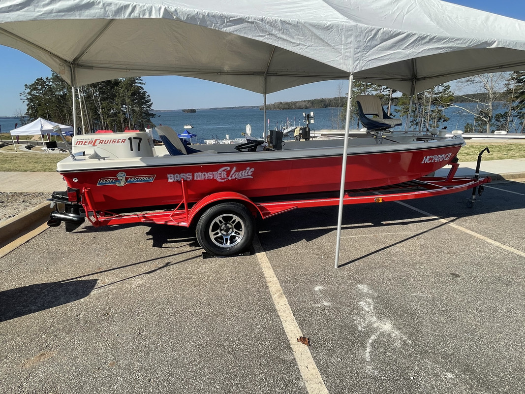 236B27A3-8529-4159-962E-835291A8EBD9