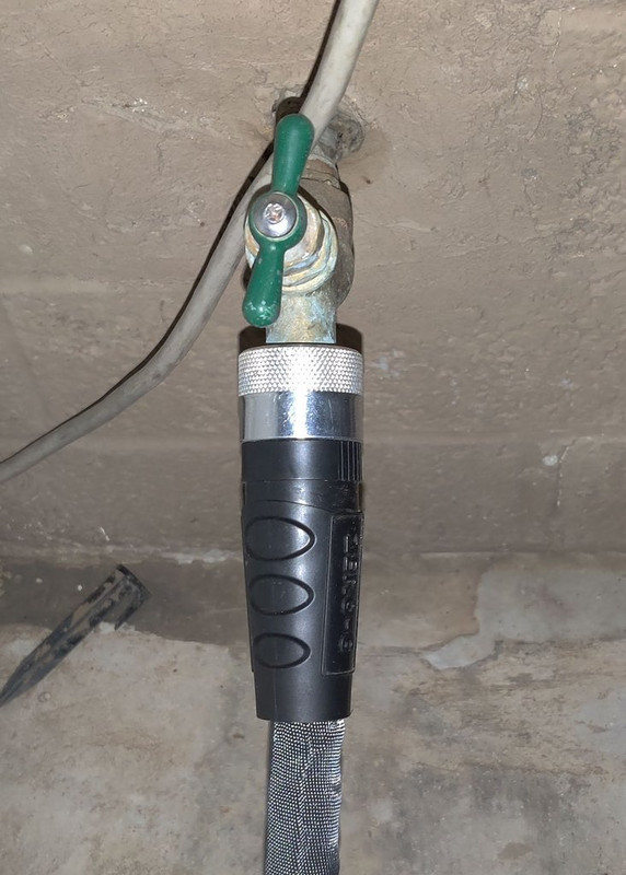 odd question, convert sprinkler riser to hose bib, temporarily Lawn