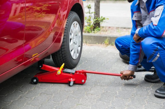Vehicle-Lift-3.jpg