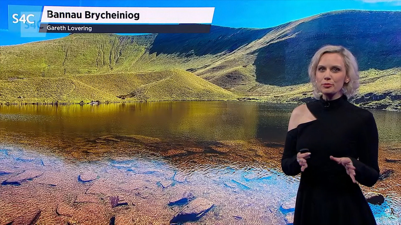 09.15 - 19.00.00 - New  Heno. Rhaglen gylchgrawn nosweithiol gyda str....ts_snapshot_00.54.05.796