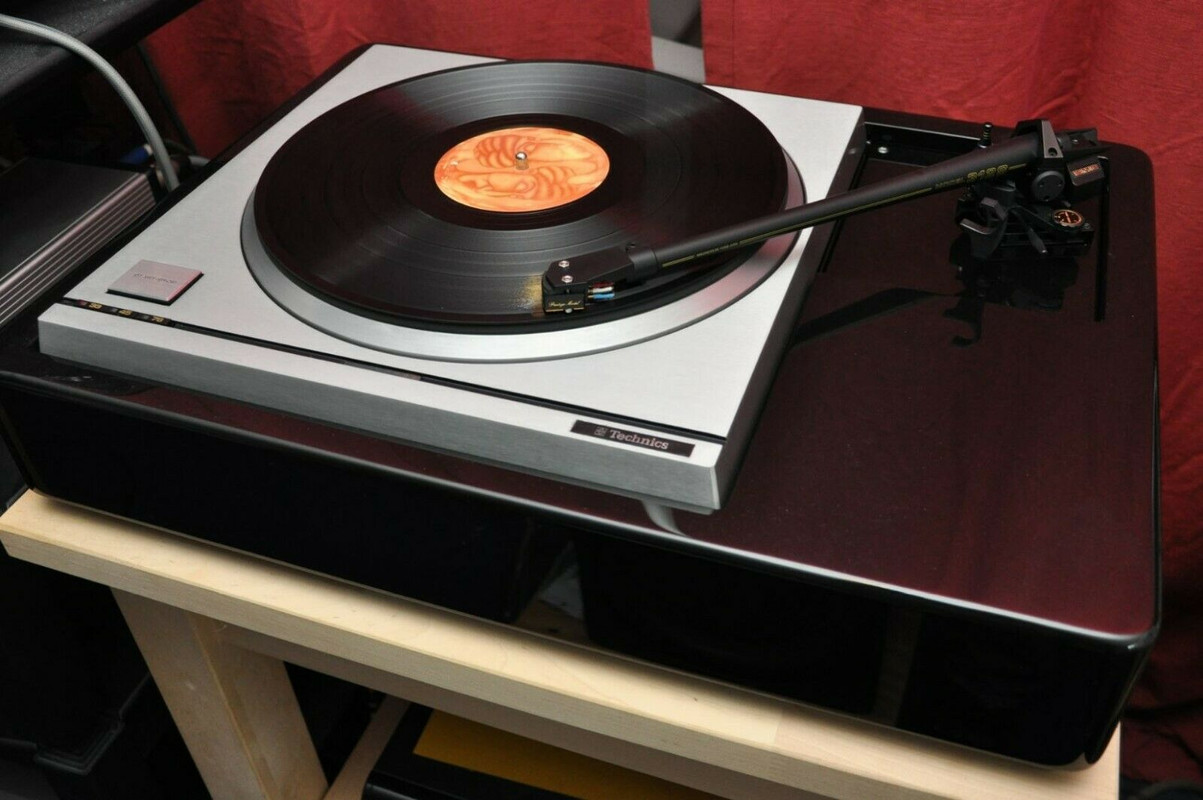 04709158-C6D2-4957-AC42-47C58438BBA7