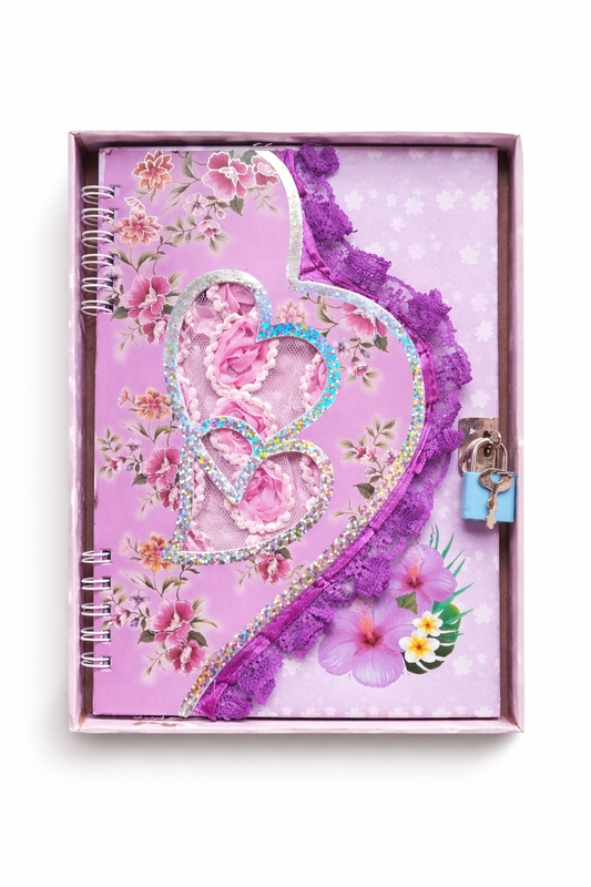 Heart to Heart Lock Diary Gift Set