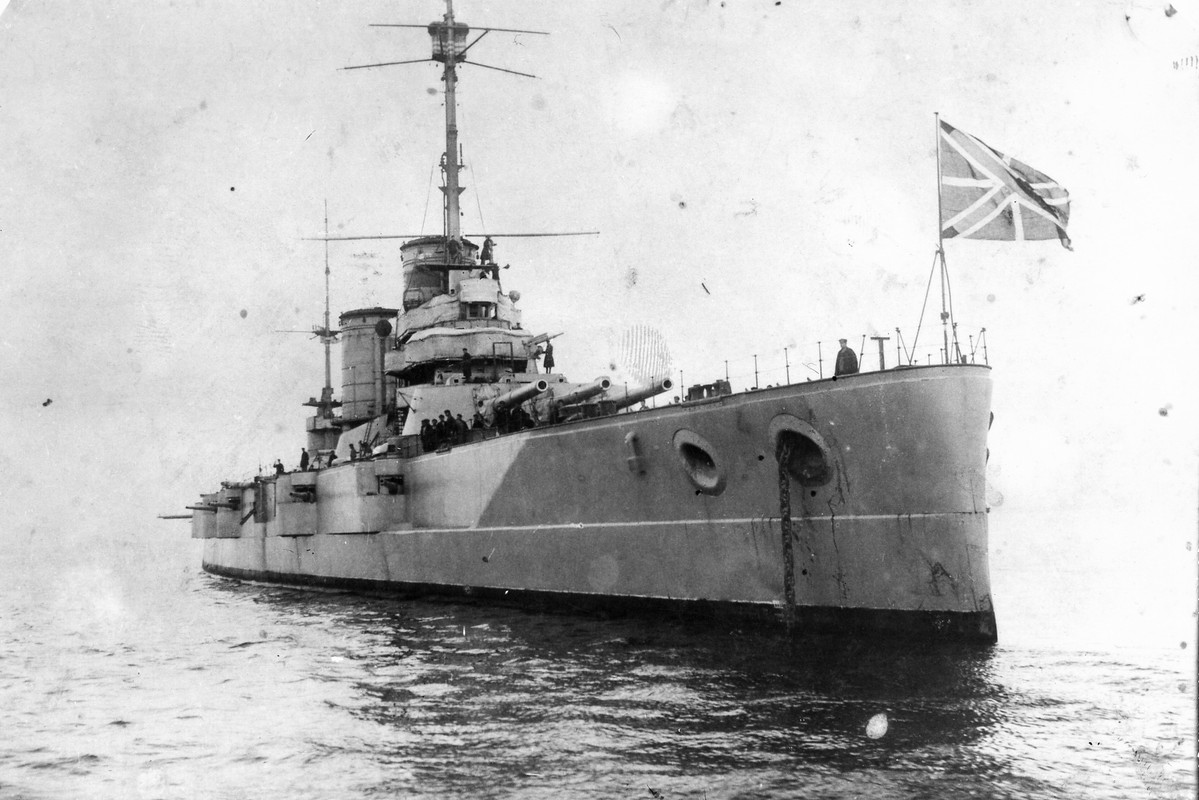 Линкор Марат бывший Петропавловск