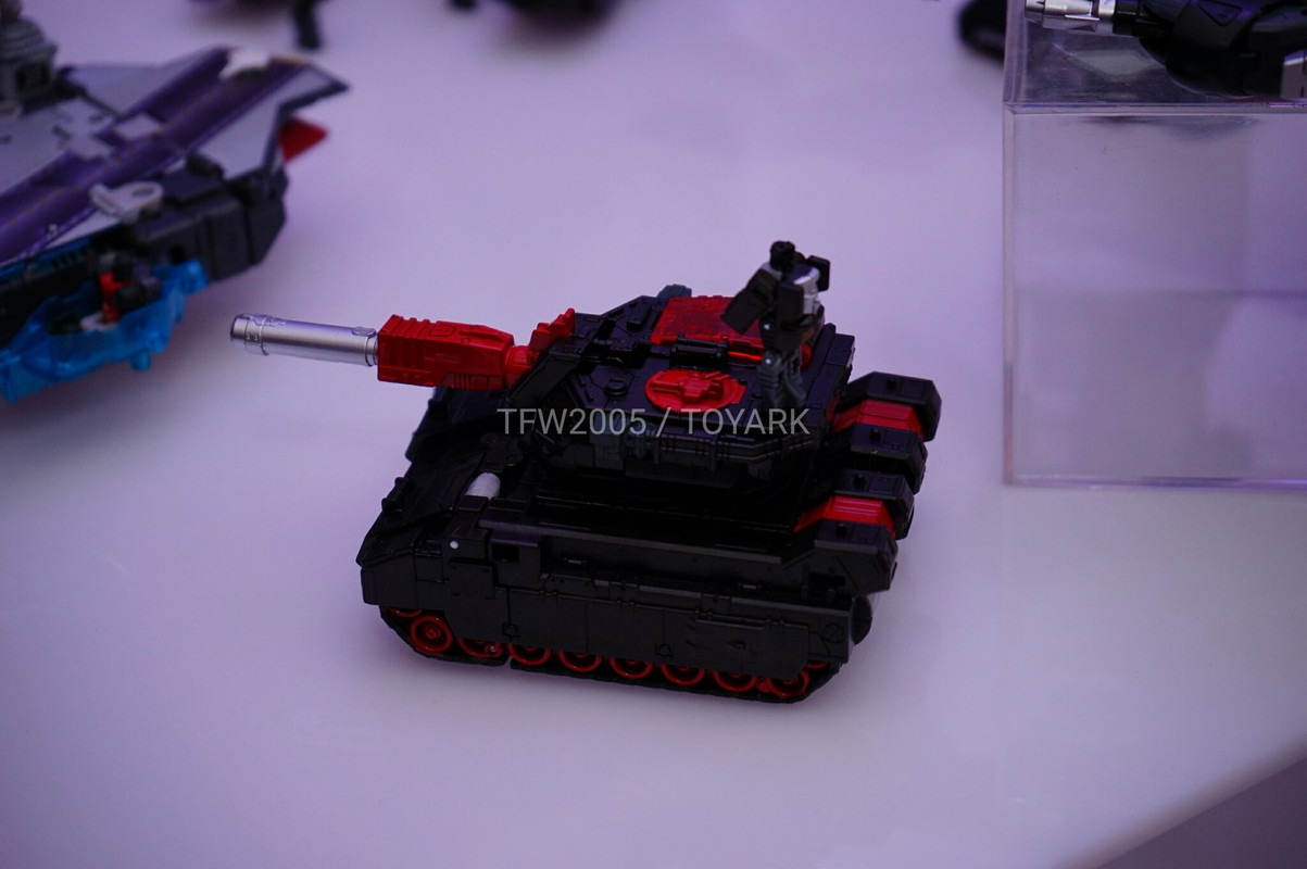 NYCC2016-Titans-Return-012