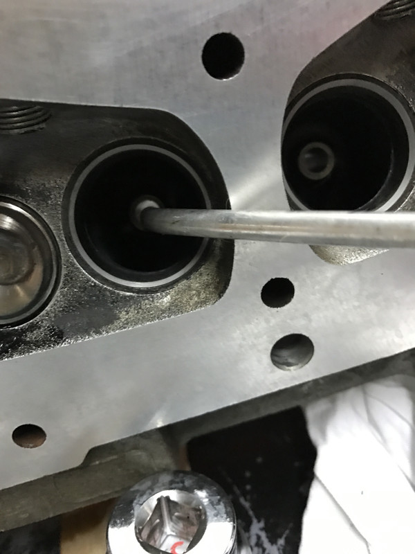 Restauration 4L (1213)