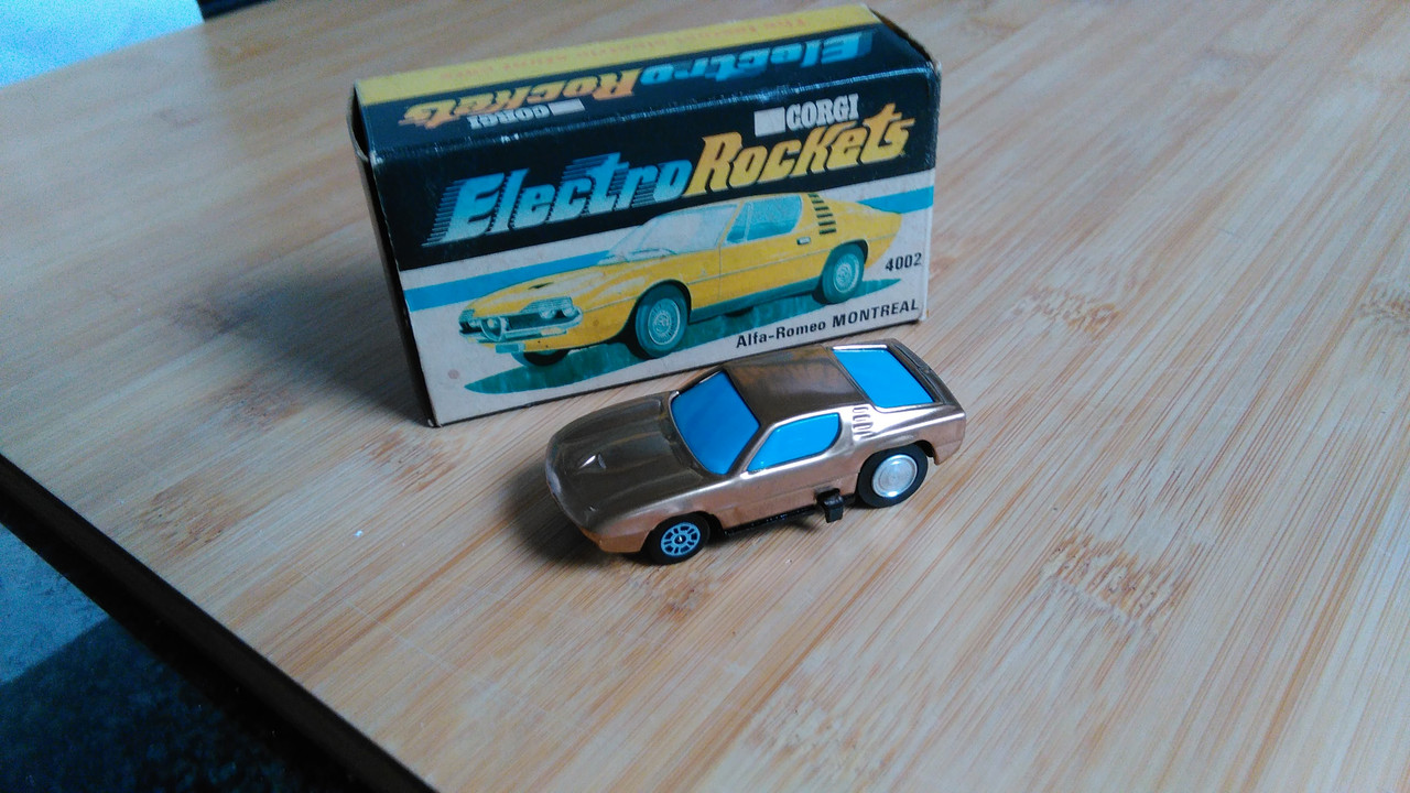 IMG_20210909_162936 - gold blue working