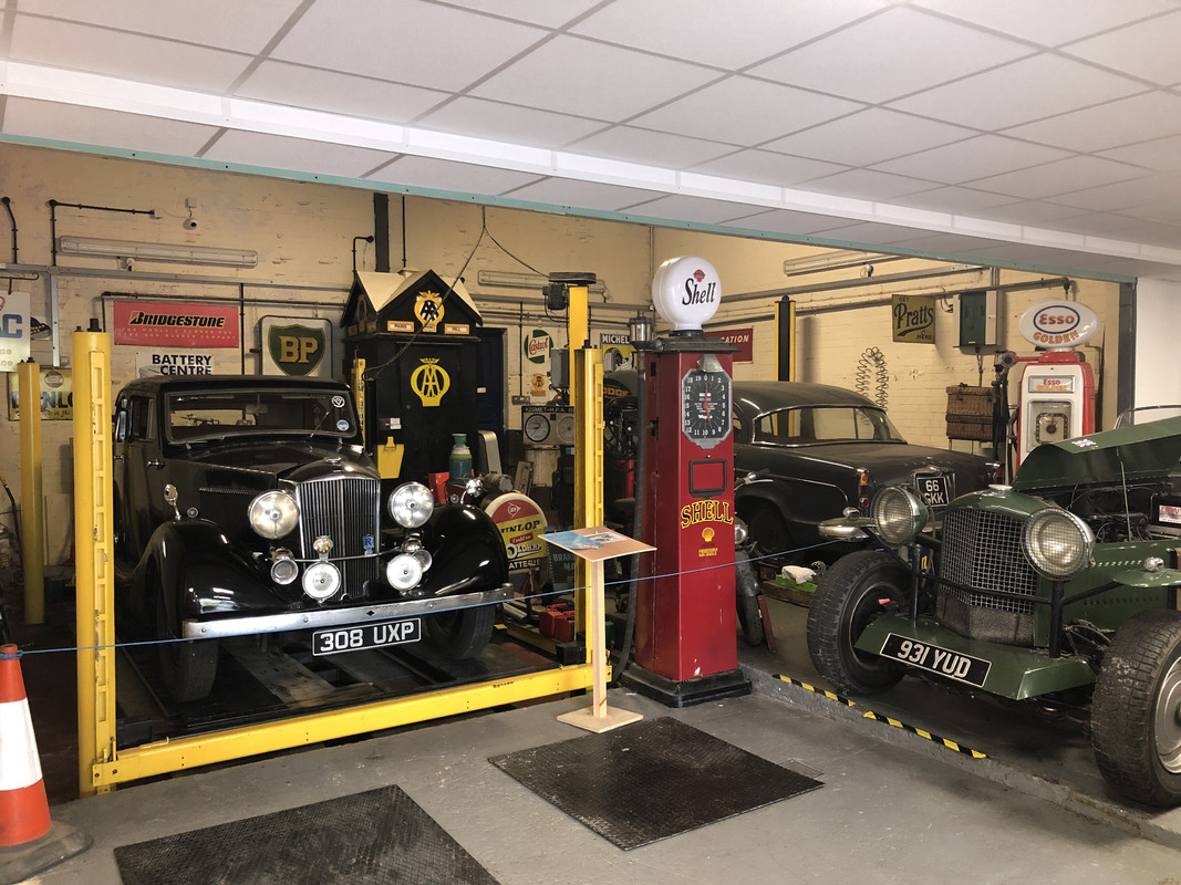 C5D0A000-6831-4E61-84CA-20EEED675334