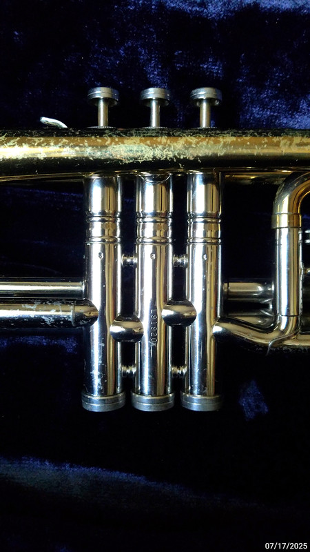 Conn 1968 80A Victor long cornet sn L91920X (30)