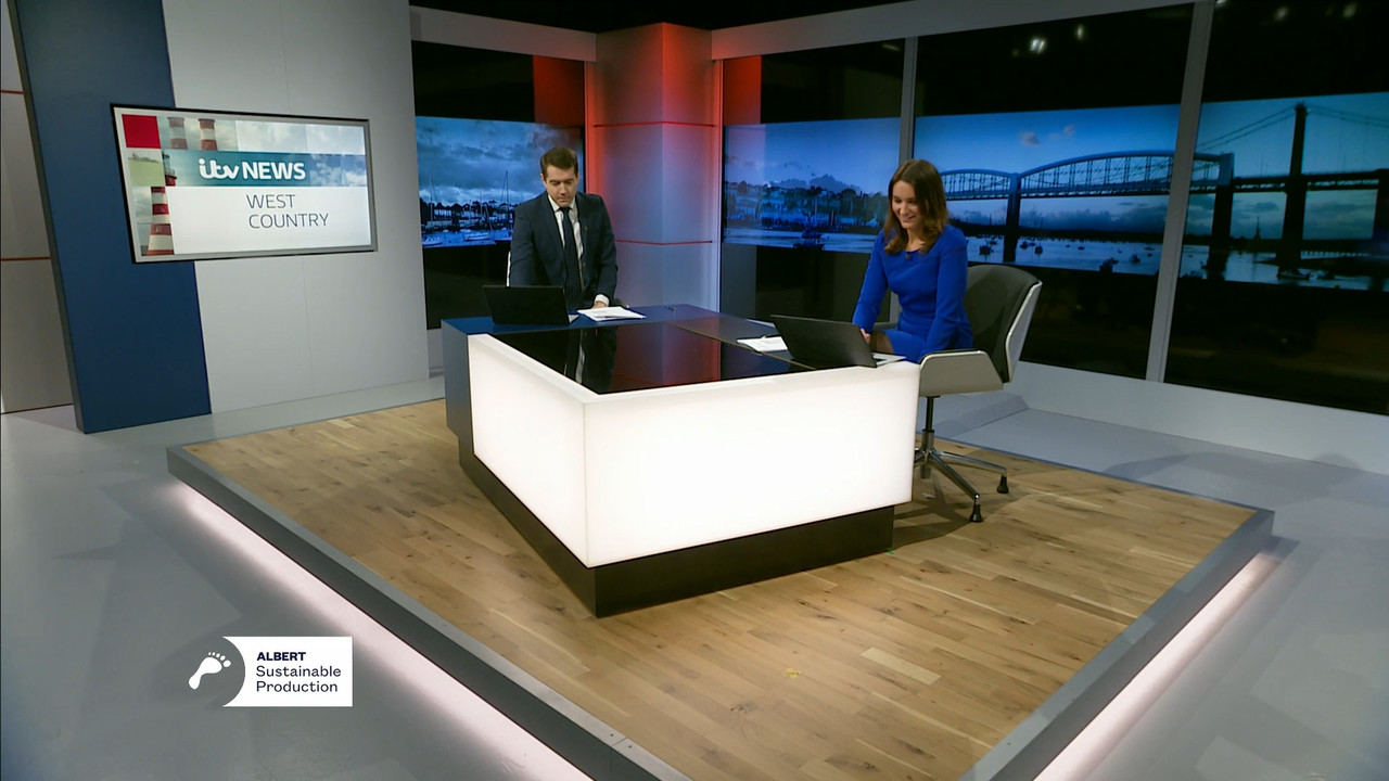 01.11 - 18.00.00 - ITV News West Country. News for Devon, Cornwall, S....ts_snapshot_33.35.982