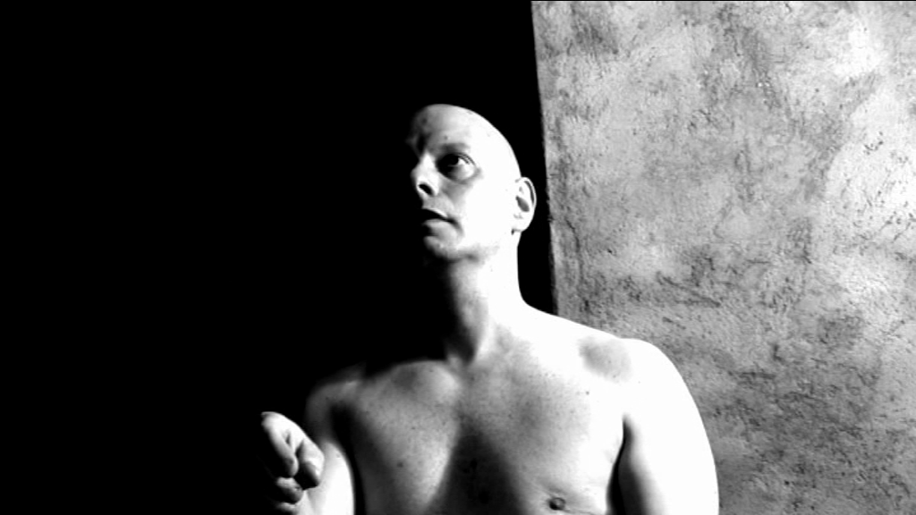 vlcsnap-2019-03-07-00h27m12s905