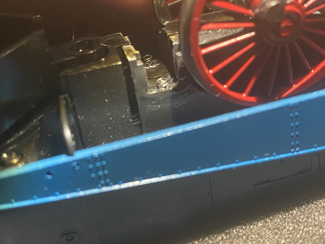 7FA598DB-91CE-41D4-B935-CDC3CE858227