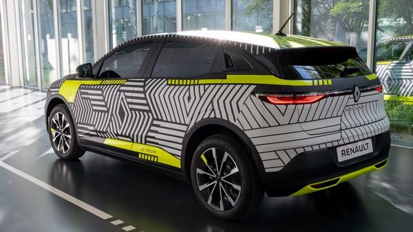 Также как и компания renault имеет разные амбициозные и креативные Также как и компания renault имеет разные амбициозные и креативные