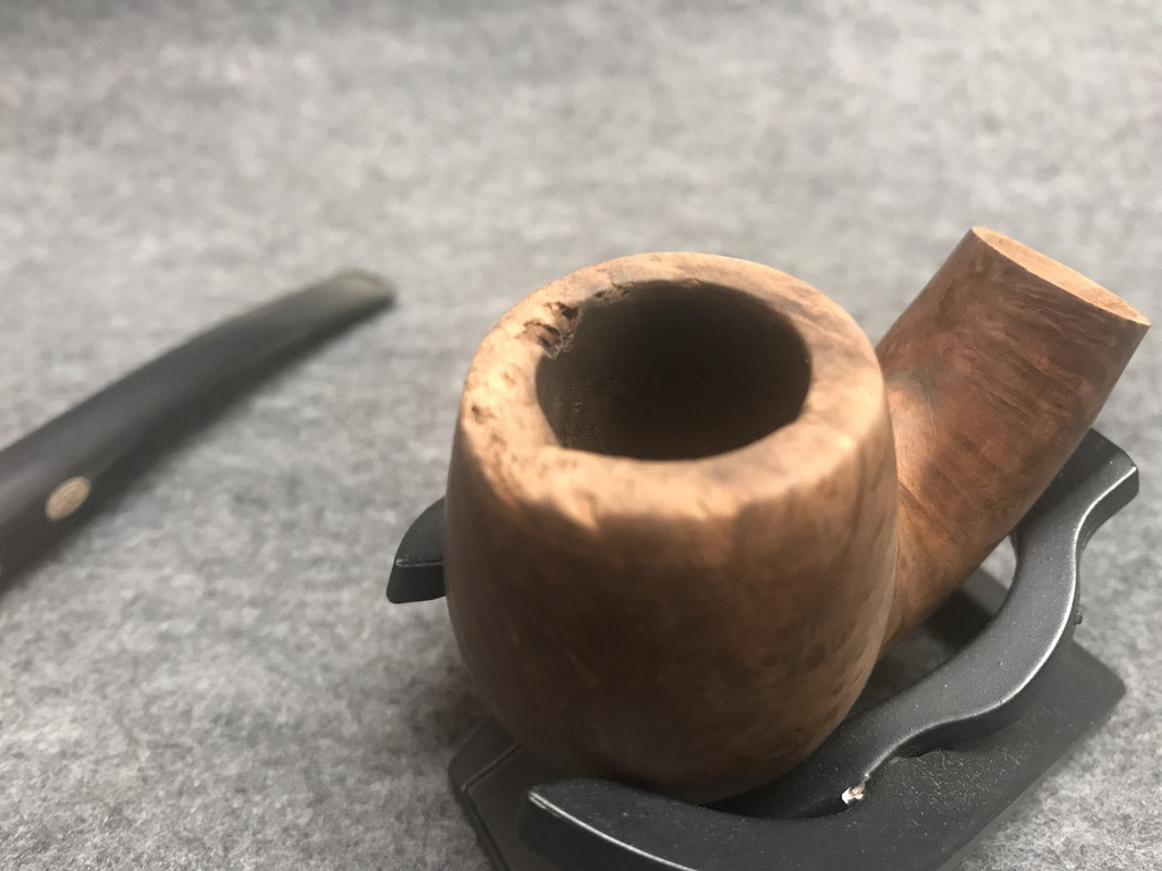 8D19C517-733A-4F83-B898-DE16DBCD3622