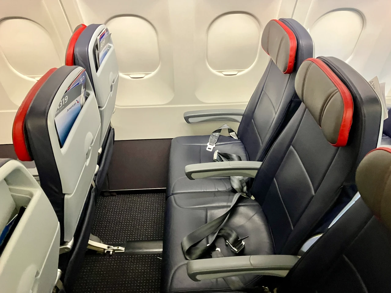 Main Cabin Extra seat 9F legroom