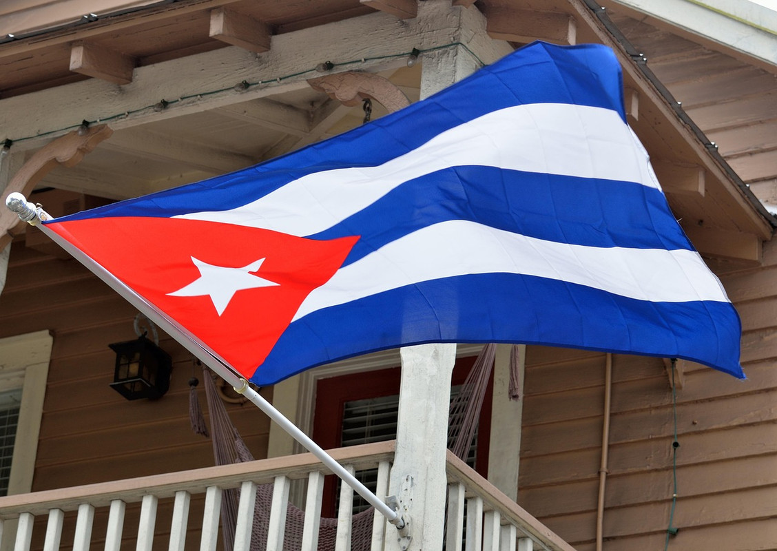 cuban-flag-1911649-1280.jpg