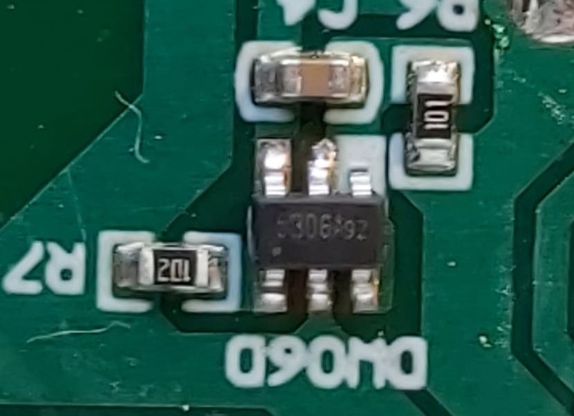 XB-26-BT-PCB2.jpg