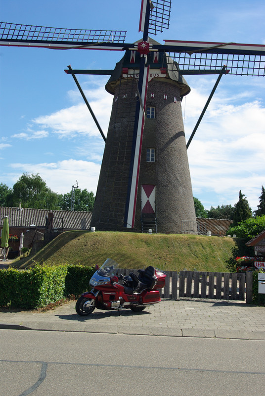 0298LB (00200) Leonardusmolen - Maasbracht 03