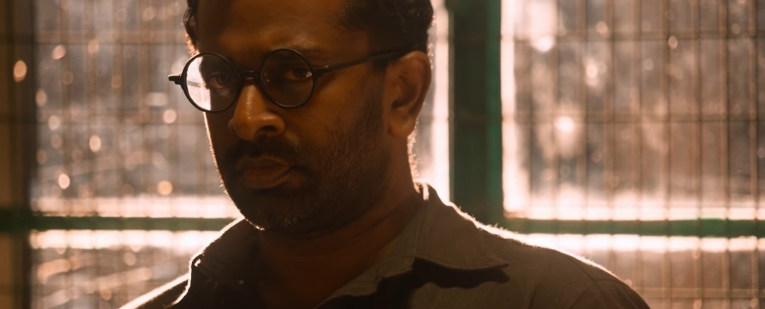 Iyobinte Pusthakam Movie Screenshot