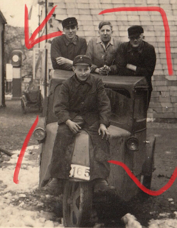 Foto Tankstelle Werkstatt Goßlar 1940 Autowerkstatt Dreirad Kabinenroller1