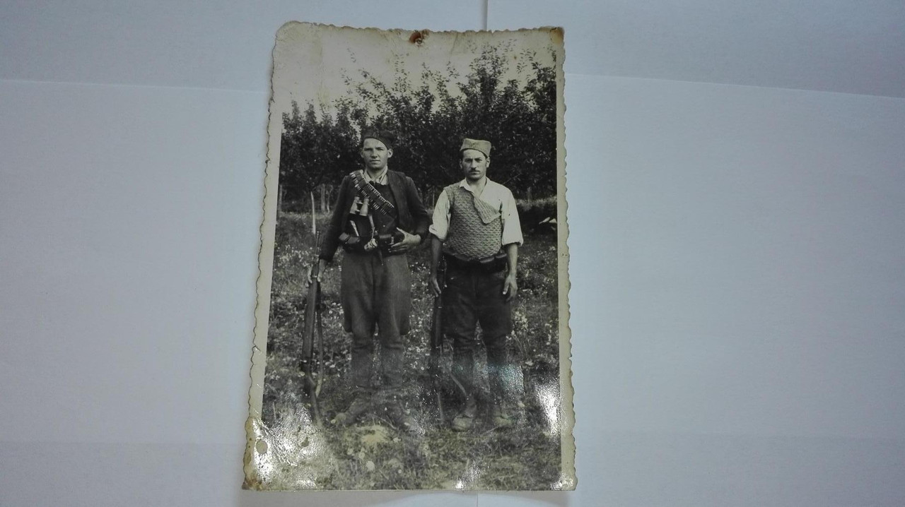 originalslika_Cetnici-sa-naoruzanjem-167088933