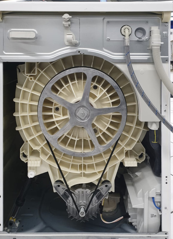 ED501F4F-2E0C-4F02-9BBE-B46A35AF5F5D