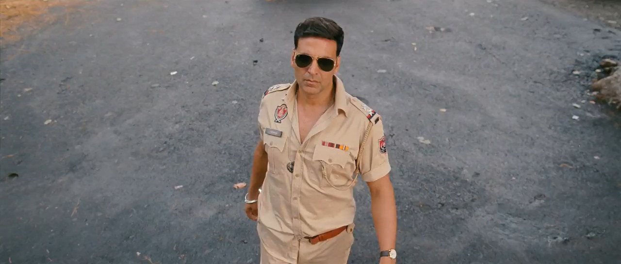 Khiladi 786 2012 BluRay [Hindi + Tamil] 480p 720p ESub Screenshot
