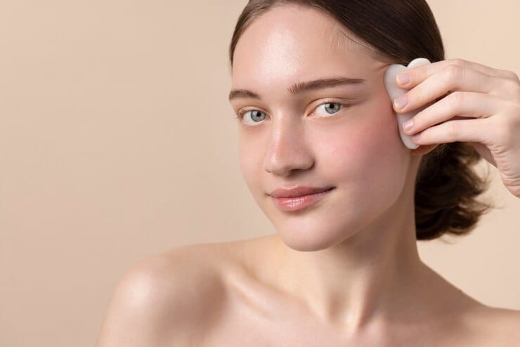 how to avoid oily face throughout the day