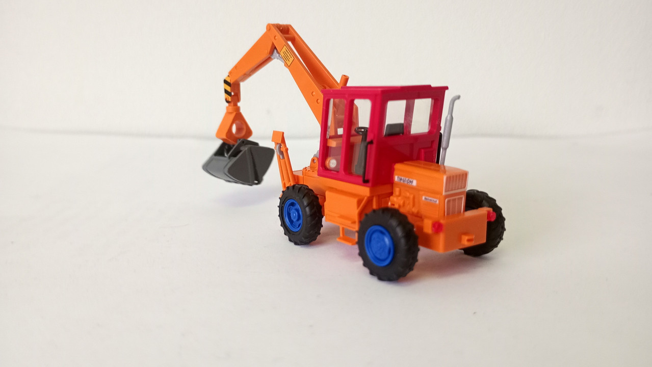 Mach (3838)