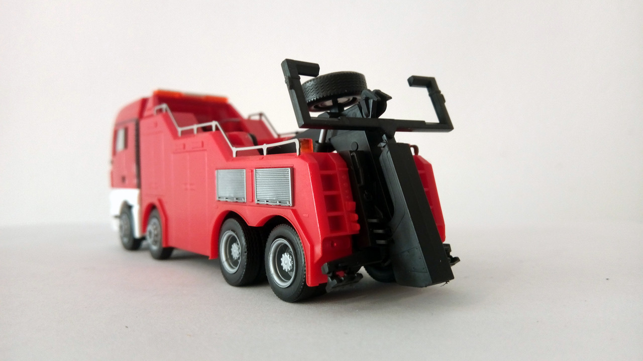 Mach (9075)