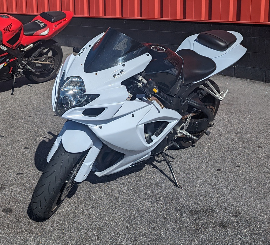 PXL_20230928_191229690.MP~2