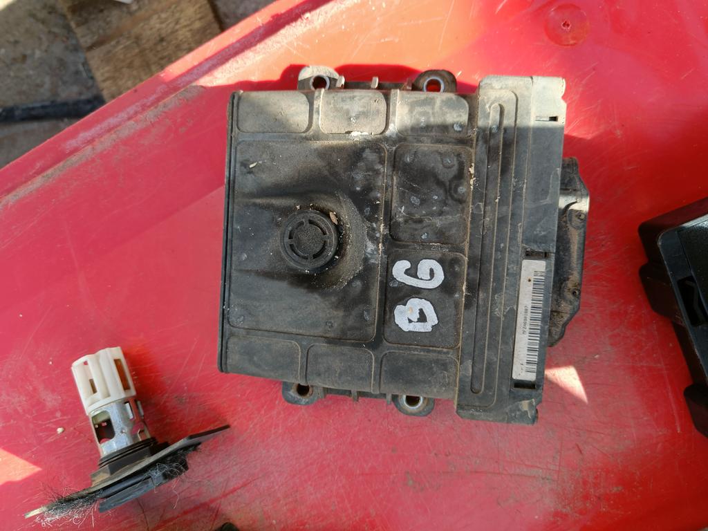 Блок управления двигателем