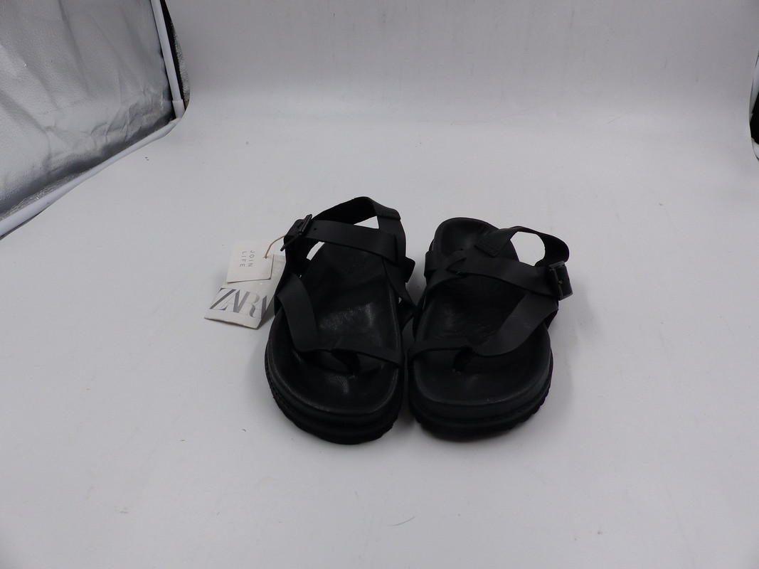 ZARA 2605/731/040 BLACK KIDS SANDAL WITH TOE STRAP AND BACK STRAP SIZE 1